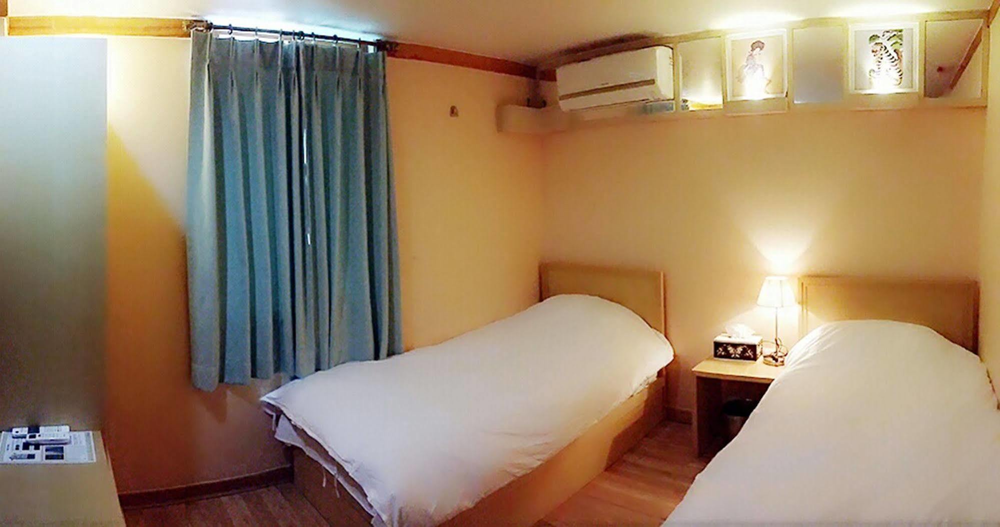 Jeonju Tourist Hotel Kültér fotó